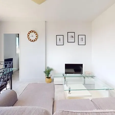 Apartment Verdun 4 Bedrooms Panoramic View Parking