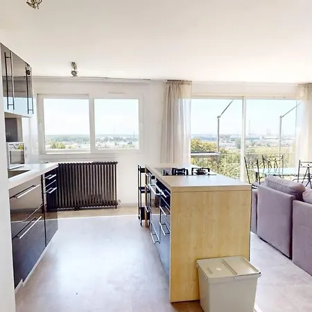 Verdun 4 Bedrooms Panoramic View Parking