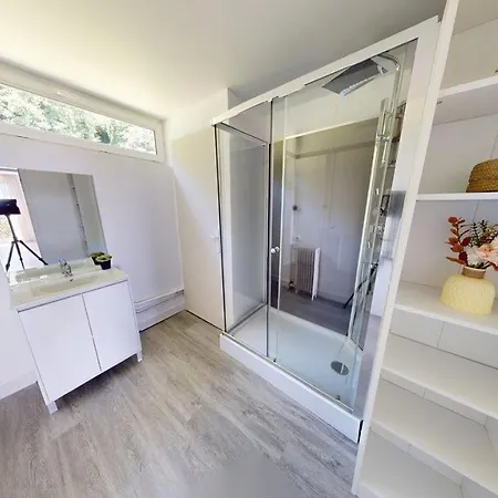 Verdun 4 Bedrooms Panoramic View Parking Apartment *